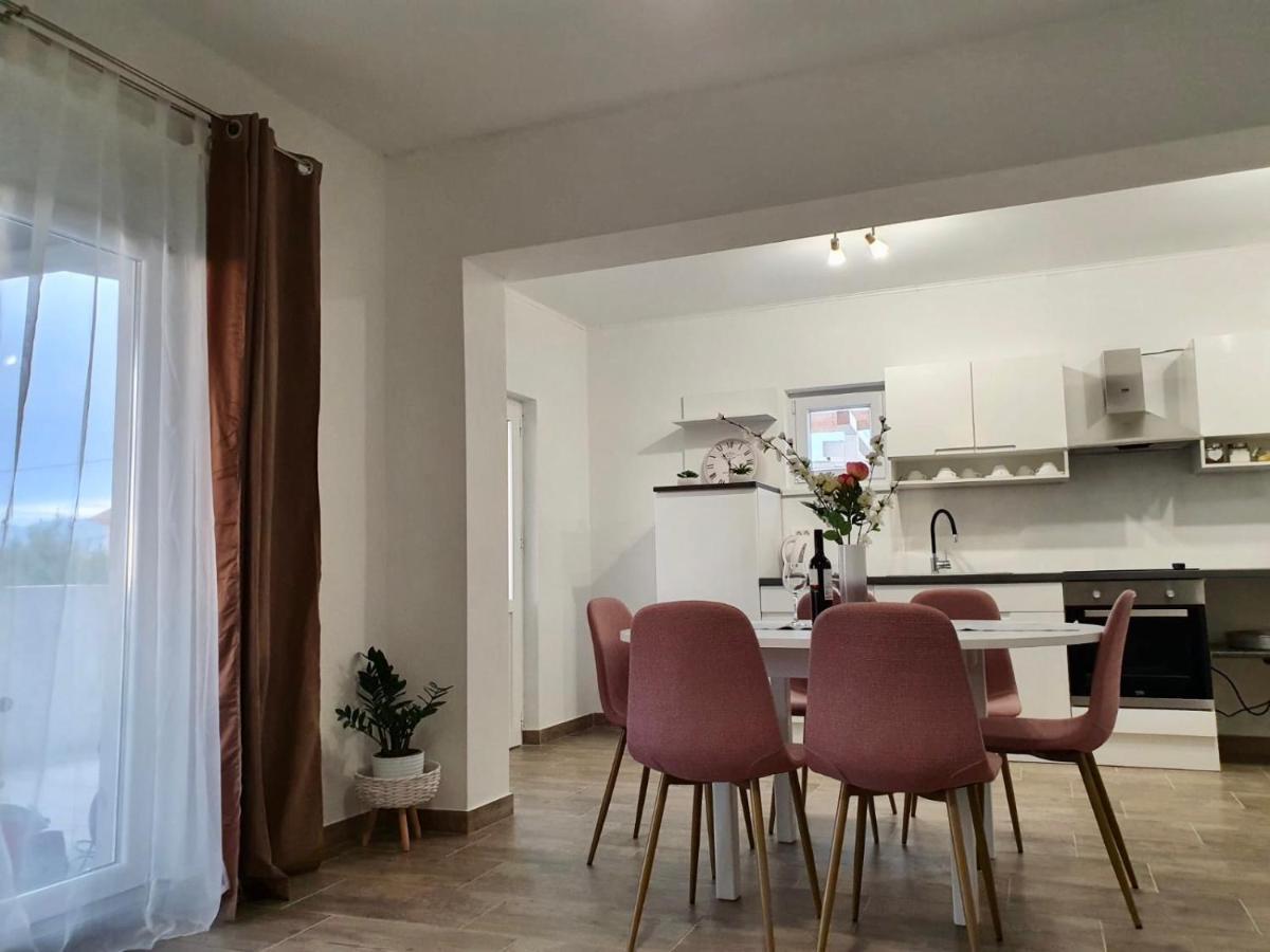 Apartman Skolj Jovici  ภายนอก รูปภาพ