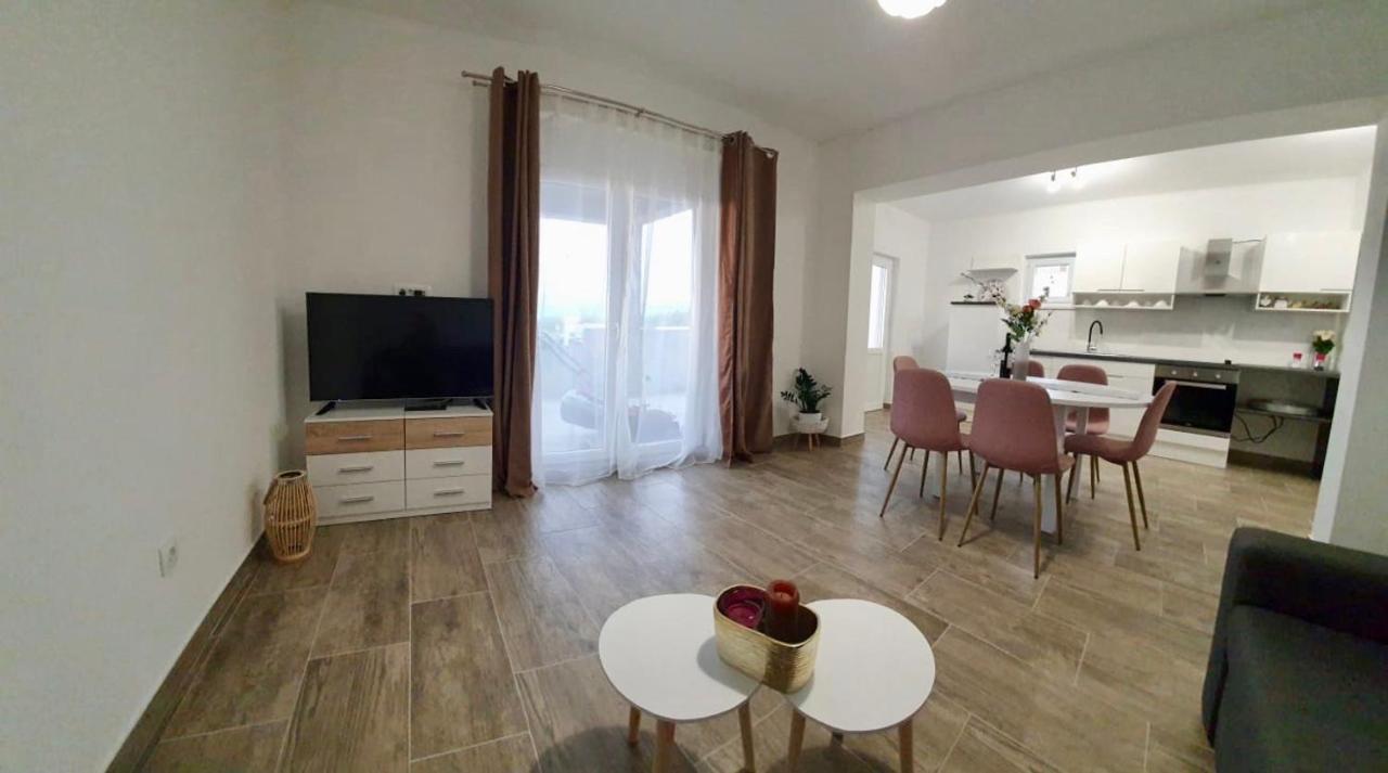 Apartman Skolj Jovici  ภายนอก รูปภาพ