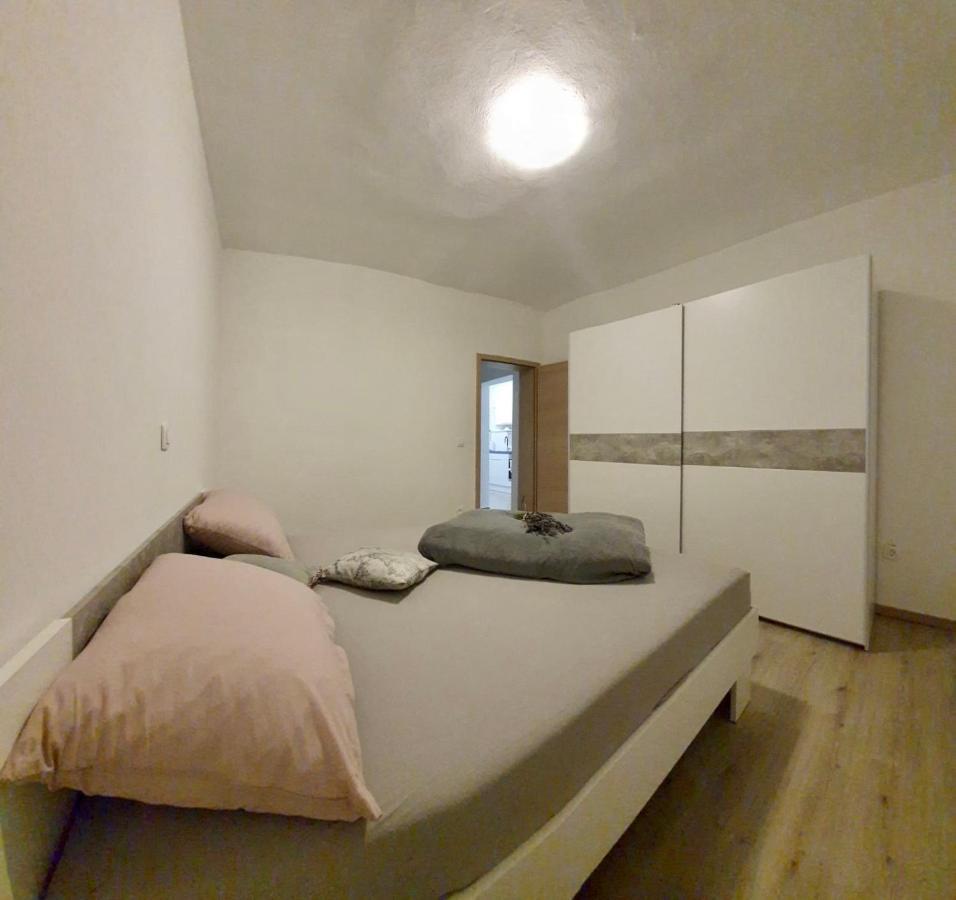 Apartman Skolj Jovici  ภายนอก รูปภาพ
