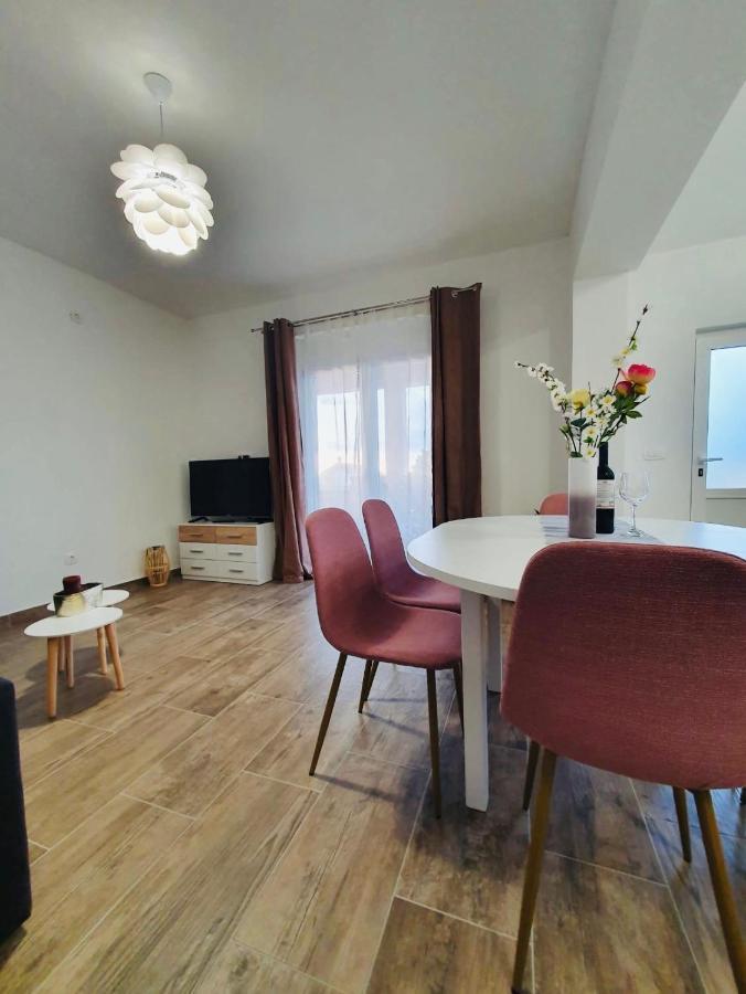 Apartman Skolj Jovici  ภายนอก รูปภาพ